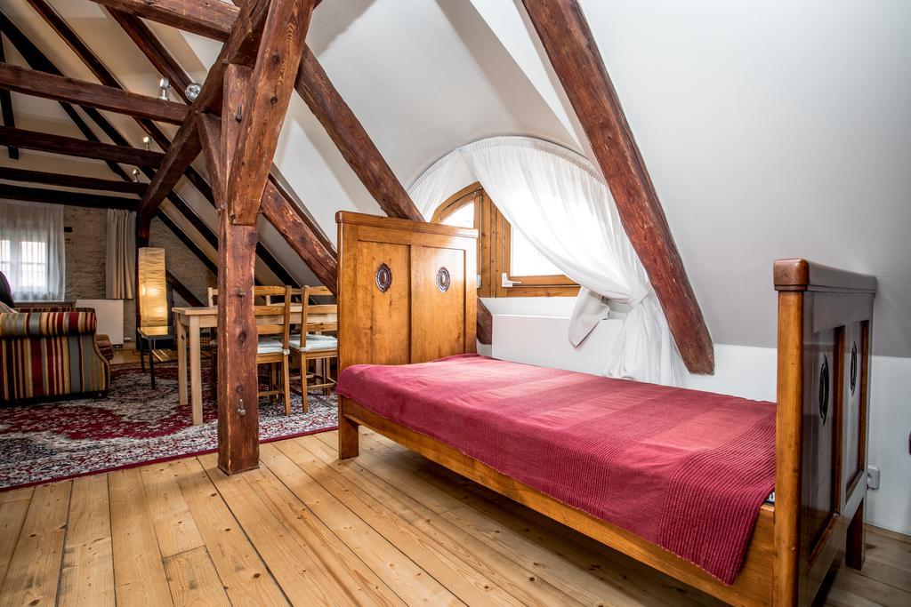 Hotel Dvur Hoffmeister Velké Číčovice 외부 사진