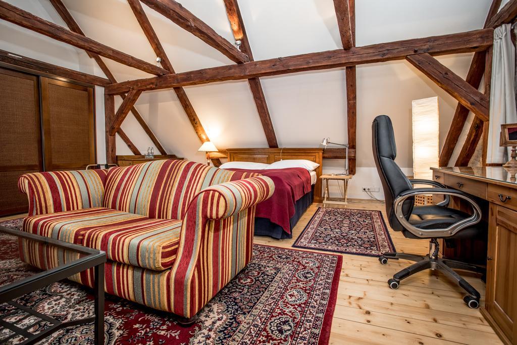 Hotel Dvur Hoffmeister Velké Číčovice 외부 사진