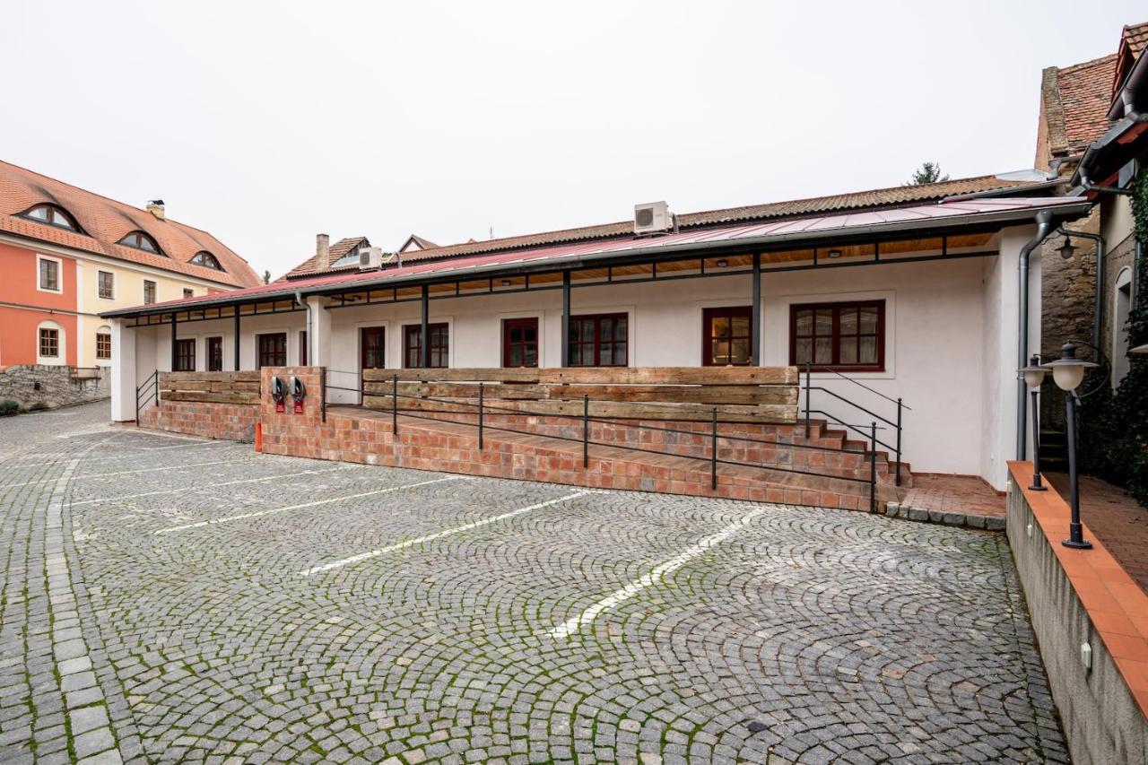 Hotel Dvur Hoffmeister Velké Číčovice 외부 사진